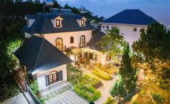 Villa Nam Hồ 8.4